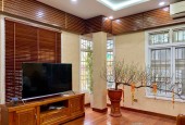Chị đồng nghiệp gửi bán nhà xây 5 năm còn rất mới tại Bà Triệu, Hà Đông, 40m, giá rẻ 3.5 tỷ